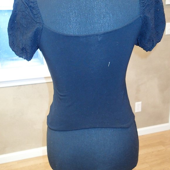 Vylette Shirt Size Small - Picture 7 of 7